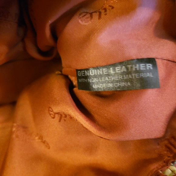 EUC set of Vintage Fossil leather patchwork shoulder bag and wallet - Picture 8 of 16